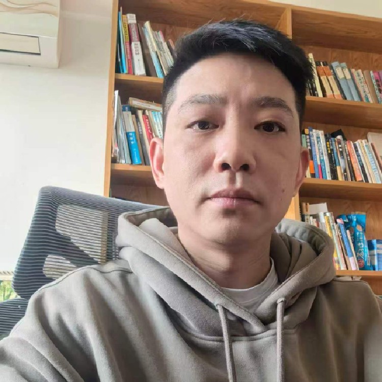行者无疆头像